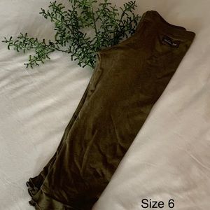 Matilda Jane size 6 ruffled  Capri leggings